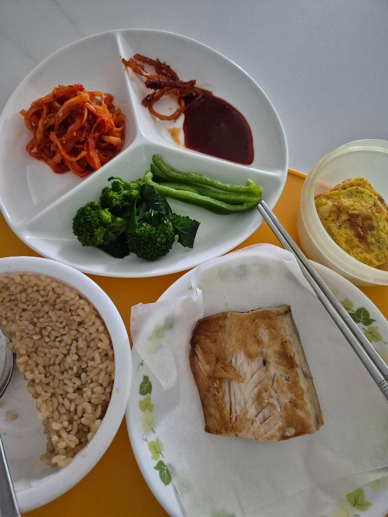 아침 식단 사진