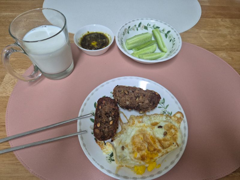 아침 식단 사진