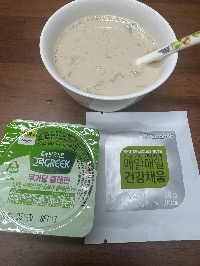 오트밀 (우유 혼합), 풀무원 그릭요거트 무가당 플레인, 매일매일 건강채움 견과류