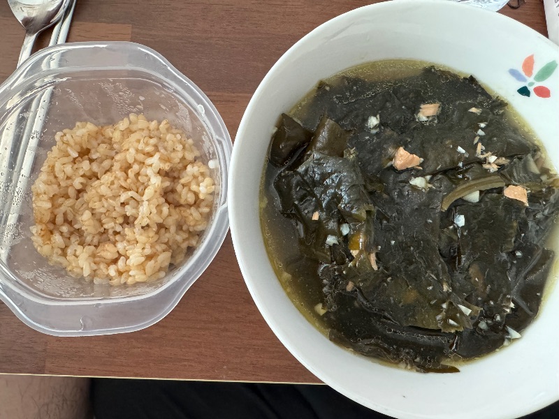 점심 식단 사진
