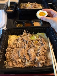 산모가 실제로 먹고 기록한 식판