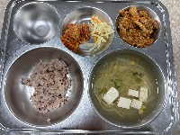 잡곡밥, 배추김치, 도라지무침