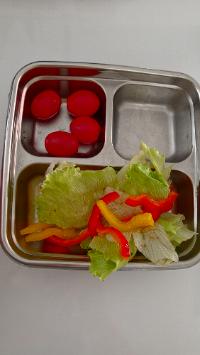 방울토마토, 양상추, 빨간 파프리카