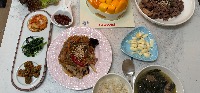 산모가 실제로 먹고 기록한 식판
