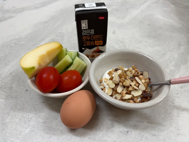 아침 식단 사진