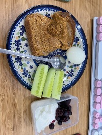 통곡물 식빵, 땅콩버터, 삶은 달걀