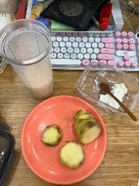 찐 고구마, 플레인 요거트, 과일 스무디