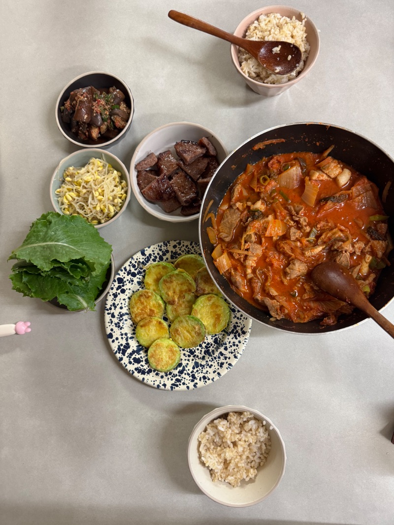 저녁 식단 사진