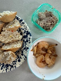 산모가 실제로 먹고 기록한 식판