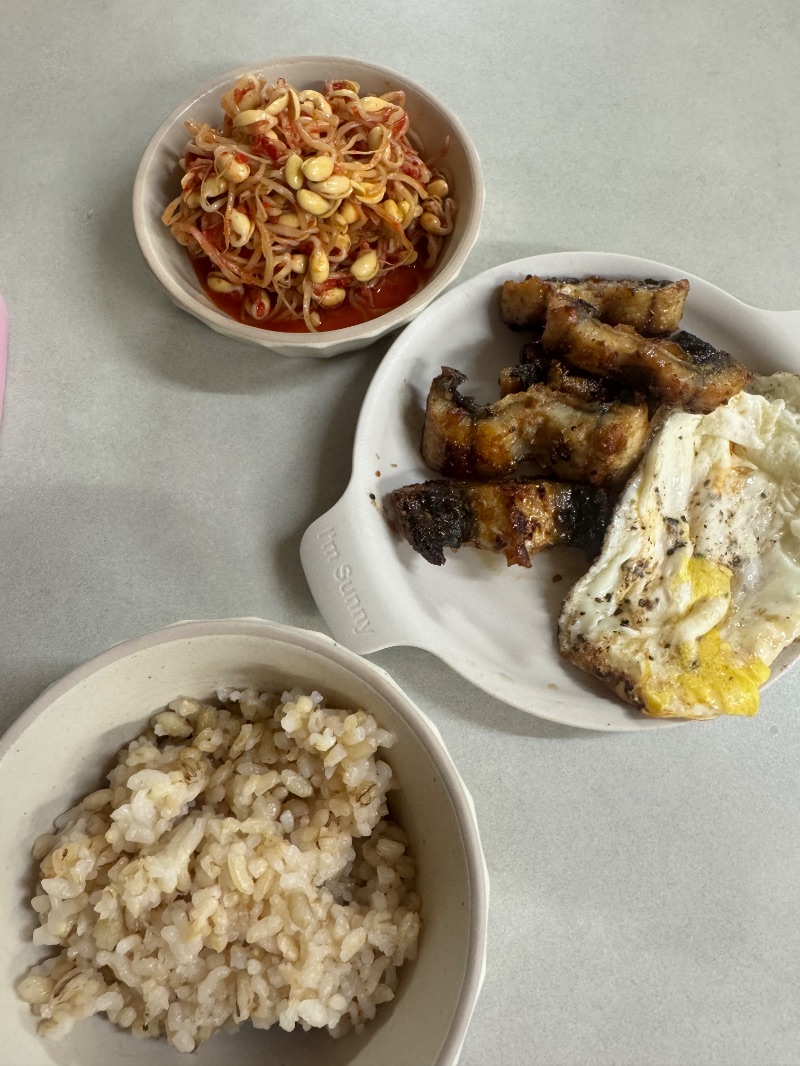 저녁 식단 사진